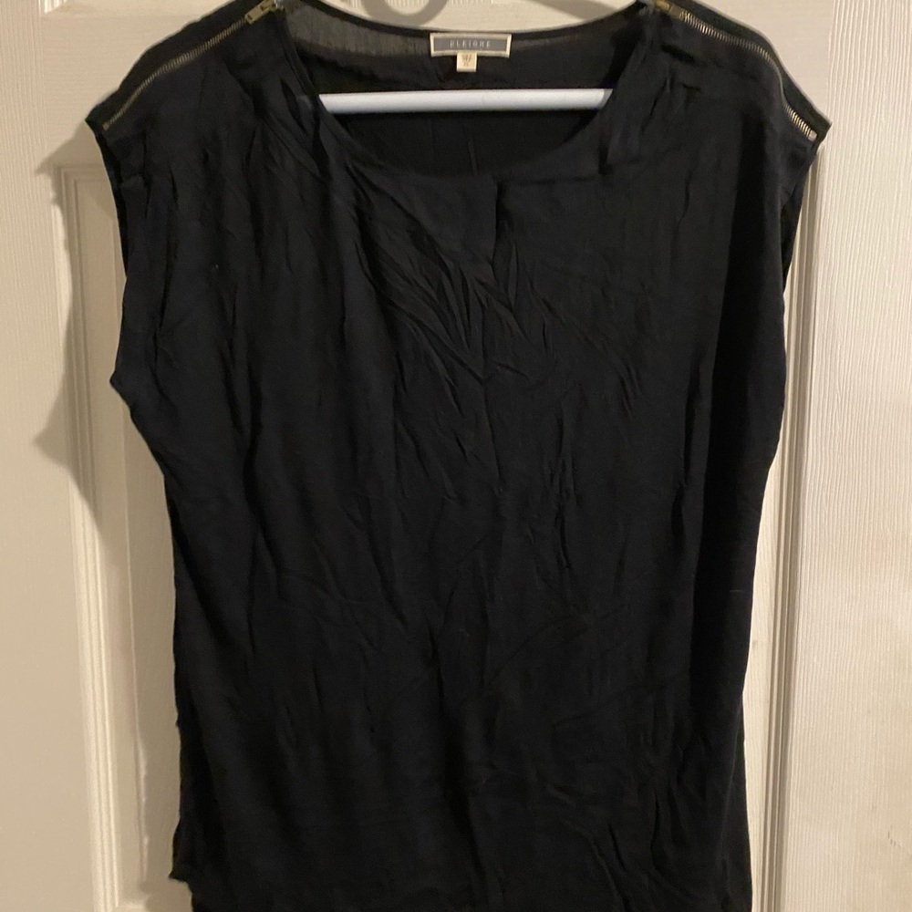 Black top L